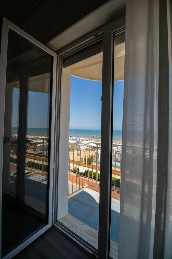 Hotel B&B Sole Senigallia Eksteriør billede
